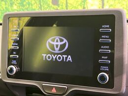 【メーカー純正ナビ】インテリアに溶け込むスタイリッシュな「専用設計」メーカーナビを装備♪視認性や操作性など基本性能にも優れ、より上質なカーライフをお楽しみいただけます。