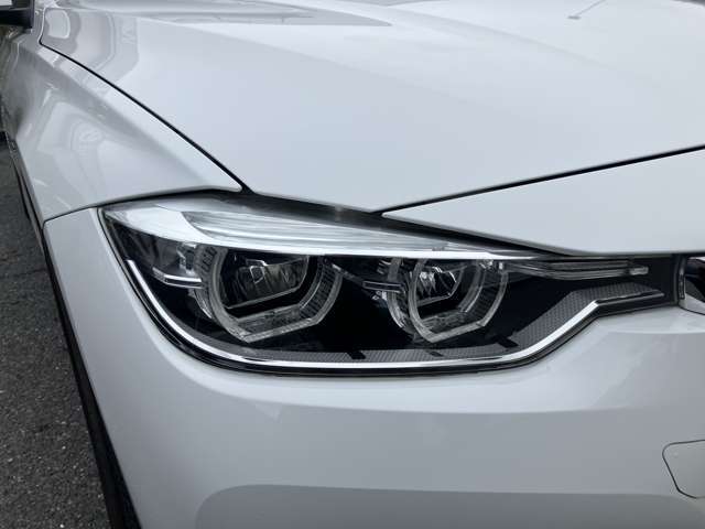 自動車保険も純正のクオリティを。BMWの正規ディーラーのみが取り扱い可能な、BMW専用自動車保険。専任のスタッフが皆様のカーライフを24時間365日サポート致します。