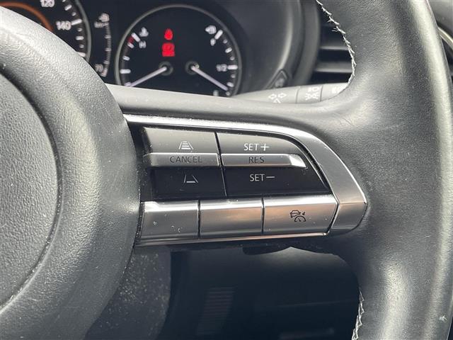 店頭販売もしておりますので、先に在庫が無くなってしまうこともございます。気になる車はまずはお問い合わせください！