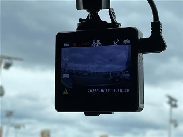 【後部座席操作部】後部座席を快適に過ごしていただくための便利な装備が付いています！◆ご来店予約受付中！無料の来店予約は【来店予約をする】ボタンから！◆