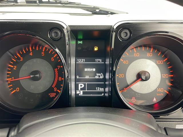 【スピードメーター】メーターがシンプルで見やすく運転しやすいですね！