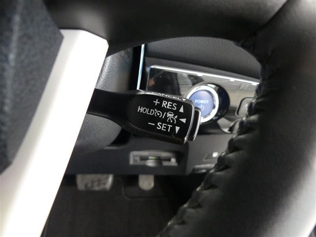 クルーズコントロール機能搭載です。長い高速走行、アクセルを踏まないで走行できれば運転も楽ですよね。