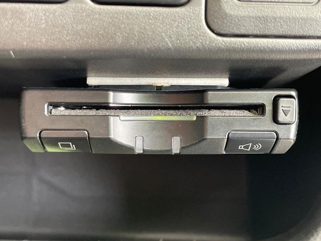 【ETC】高速道路の料金所をストレスなく通過！話題のスポットやサービスエリアに多い「スマートIC」利用時は必須のアイテムです。当店でセットアップを実施、ご納車当日からすぐにご利用いただけます！