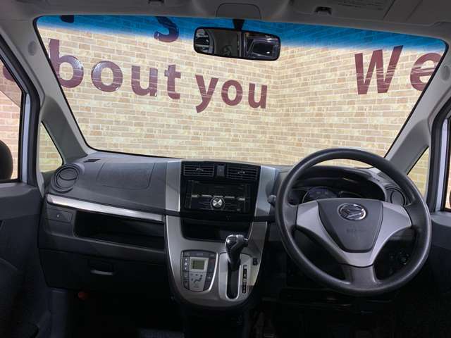 【アクセス便利】当店は竜王IC・栗東湖南ICから車で15分。滋賀県湖南市にある大型ショッピングセンター『イオンタウン湖南』内にある自動車販売店です。お買い物ついでにお気軽にお立ちよりください。