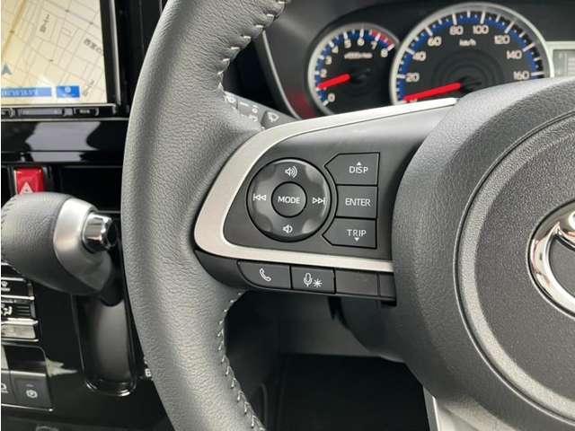 ステアリングスイッチ