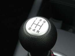 5速マニュアル車！！