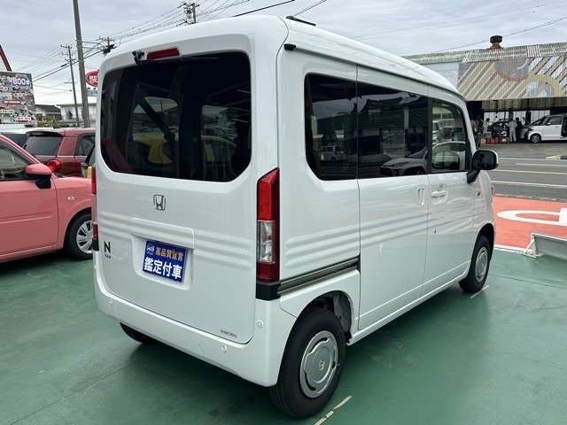 ★全国陸送費定額キャンペーンも実施中！★全国何処でも陸送会社がご自宅までお車をしっかりとお届します！陸送費につきましてはお気軽にお問合せください！※納車時ご来店いただければ、納車費用はかかりません！