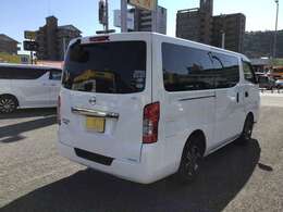 ご覧いただきましてありがとうございます。県外登録納車も承っております！お気軽にお問い合わせください。フリーダイヤル　0120-852-167　《カーセブン高須店》までお電話を！