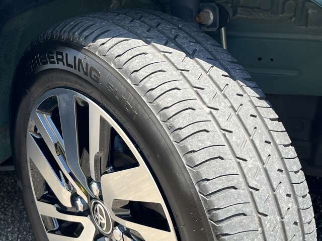 車検・点検・修理・板金・保険・ボディコーティング等、お車の事で何かございましたら、お気軽にご相談くださいませ！　フリーダイヤル　0120-472-060　《カーセブン四万十店》までお電話を！