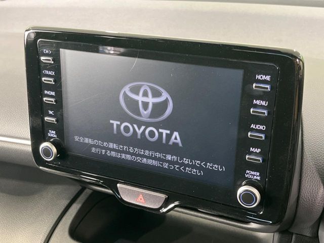 【8インチ　ディスプレイオーディオ】大画面のディスプレイはAppleCarPlayやAndroidAutoが利用可能。大きな画面でスマホナビアプリ等が利用いただけます♪