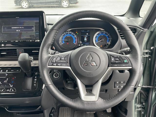 ハンドルの画像です。店舗にて現車の確認もいただけますので、お電話で在庫のご確認の上是非ご来店くださいませ！！！