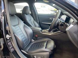 【純正HDDナビ】装備でカープレイ・Bluetooth等充実しております！