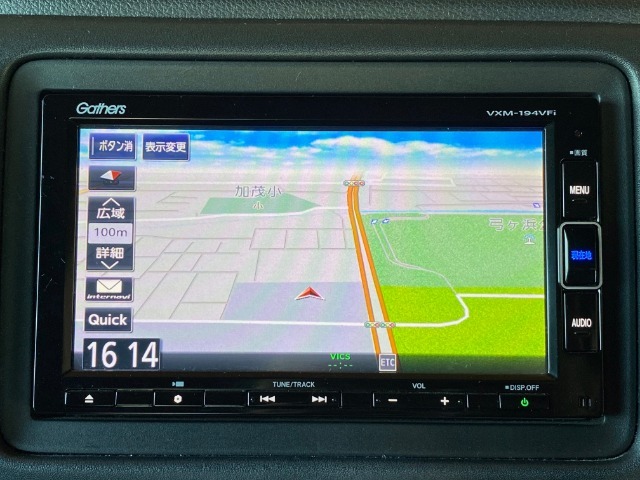 Honda純正7インチメモリーナビを装着しております◎普通のカーナビでは把握できない多彩な情報をご提供するHonda独自の【通信型ナビ】です☆通信費はHondaが負担致しますので無料でご利用頂けます♪