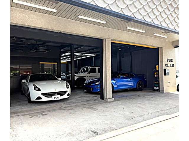 場所は、日暮里舎人ライナー【江北駅】から徒歩～5分。在庫車両は、基本的に屋内にて保管をしております。