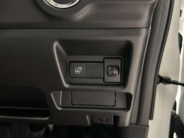 全く同じお車に再び出会うことはできません。少しでも気になるお車がございましたら、すぐにお電話かメールにてお問合せ下さい。