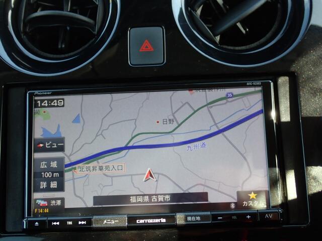 ナビ装備で知らない場所もあっという間に検索♪ちょっとしたお出かけや旅行もこれでばっちりですね。