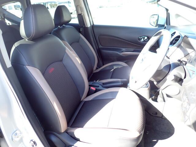 フロントシート、状態良好で安心です。大きな汚れもなく安心です