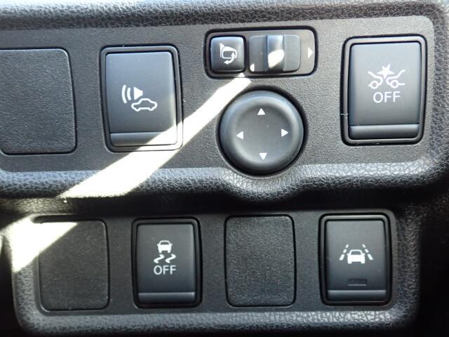 横滑防止機能、衝突回避軽減ブレーキ付きで、より安全にドライブをお楽しみいただけます♪