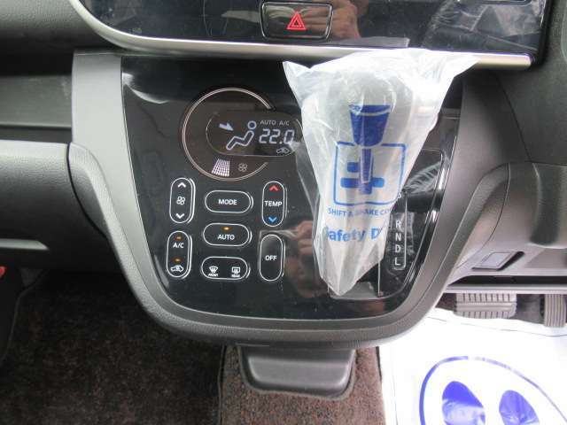 グループ総在庫数約300台！！全系列店からメーカー・車種問わずご紹介出来るので、あなたにピッタリのお車が見つかるはずです♪まずはお問い合わせ下さい☆