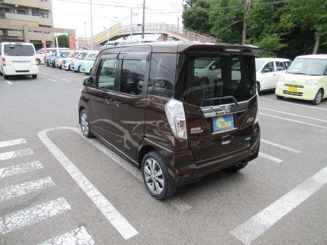 認証工場を保有しており、車検から日常点検まで安心してお任せいただける環境を整えております。納車後のアフターもお任せください♪