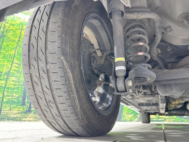 お車を安心してお乗りいただく為には、足回りの定期点検が欠かせません。サービスサポート（有償保証）では無料点検もご提供しており、安心のカーライフをお過ごしいただけるサポート体制が整っています。