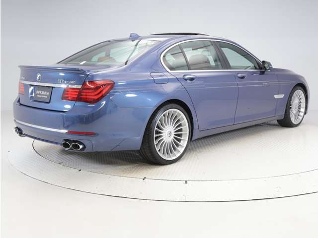 BMW　ALPINA認定中古車という選択肢でも、ALPINAマジックを体験頂けます。