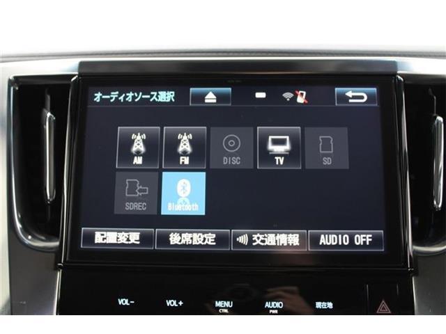 大好評のボディコーティング「ハイモースコート」もご納車までに施工可能。雨染みや線傷など中古車だからと諦めていませんか？ピカピカの状態でお乗り出しいただけます。