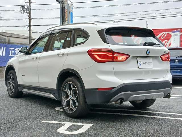 厳選されたBMW中古車が60台ほど展示されております。営業時間は10：00から18：00で年中無休（GW・お盆・年末年始を除く）で営業しております。