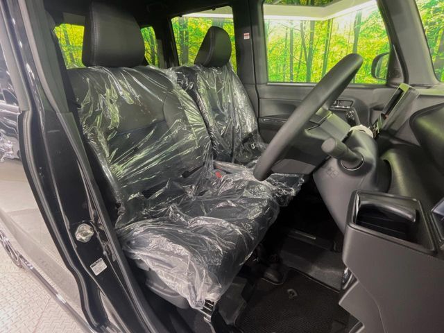 もちろん車内はキレイです♪よりクリーンな状態をキープしたいお客様には『ナノゾーンコート』がおすすめ！新型コロナウイルス対策や、除菌・消臭に効果を発揮し多くの方にご好評いただいております。