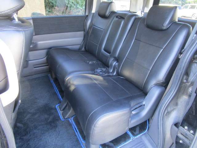 ★車両検索、有難うございます♪お問い合わせはポイント5亀山店専用フリーダイヤルまで（携帯可）♪三重県最大級のホンダディーラーネットワーク総展示台数1000台以上！買取・下取もお任せください♪