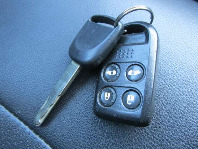 ★車両検索、有難うございます♪お問い合わせはポイント5亀山店専用フリーダイヤルまで（携帯可）♪三重県最大級のホンダディーラーネットワーク総展示台数1000台以上！買取・下取もお任せください♪