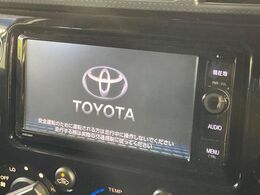 【純正ナビ】人気の純正ナビを装備。オーディオ機能も充実しており、Bluetooth接続すればお持ちのスマホやMP3プレイヤーの音楽を再生可能！毎日の運転がさらに楽しくなります！！