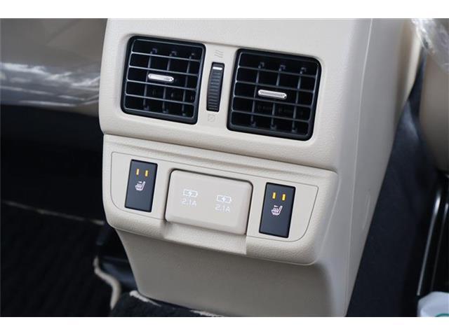運転席/助手席シートヒーター付です。