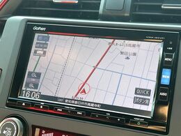 【純正ナビ】人気の純正ナビを装備。オーディオ機能も充実しており、Bluetooth接続すればお持ちのスマホやMP3プレイヤーの音楽を再生可能！毎日の運転がさらに楽しくなります！！