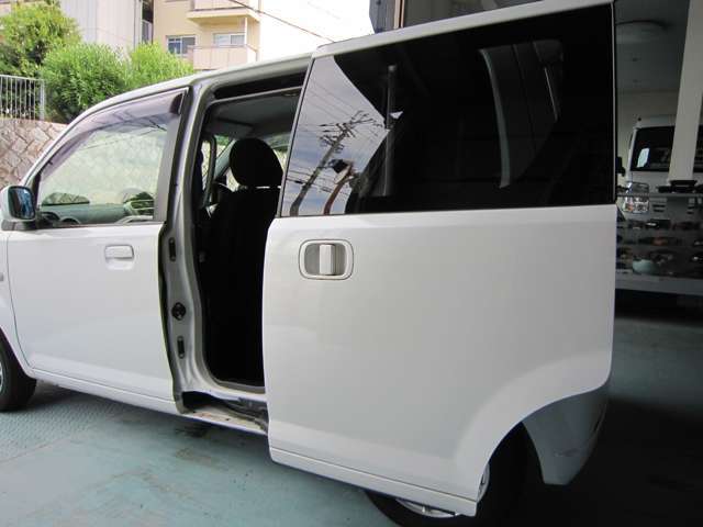 ★お買い得車が入庫致しました☆希少な電動スライドドア！！！お車ですので是非ご検討くださいませ☆ご遠方のお客様もご購入頂けます☆