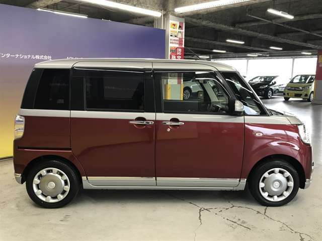 エンジンルーム、室内、クリーニング済みです。厳選したお車を屋内展示場にて展示中☆車両品質には自信がございます！ぜひ一度ご来店ください！！