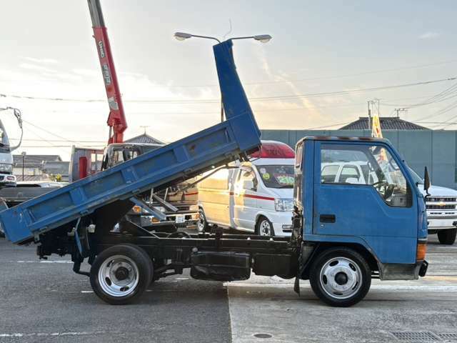 修理、車検、カスタム、コーティング等承ります！保証も充実しております♪