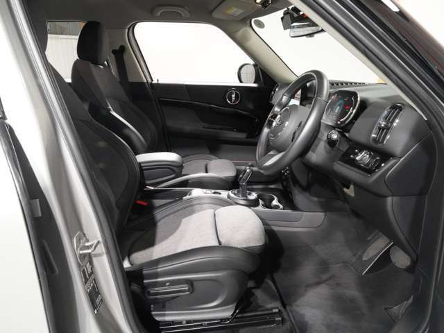 ■リクエストミニについて・・・ミニ専門店の当社では、現在、在庫のないご希望車種をお探しいたします！■HPにてご登録いただければ、ご希望の車種が入庫もしくは情報が入り次第ご連絡させていただきます♪