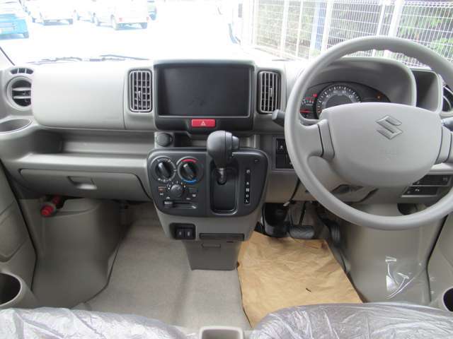 ビニールシートが被ったままの上質車！