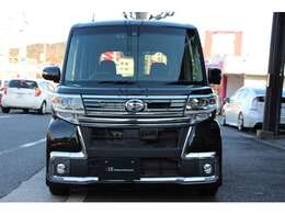 遠方だからとお悩みのお客様、全国納車OKです。当社提携の陸送業者がお住まいの地域での登録、御自宅までの納車を致しますのでお気軽にお問い合わせください。