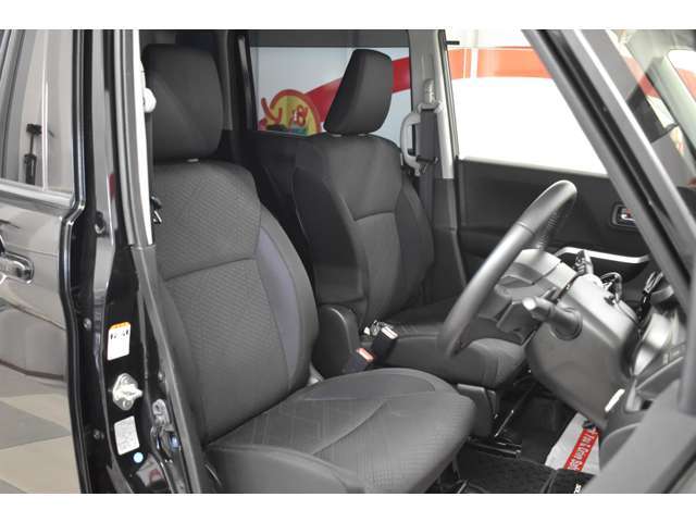 スーパーアップル青森店は、新車販売・中古車販売・車検・整備・鈑金塗装・用品販売・自動車保険を取扱い、トータル・カーライフサポート店舗です。
