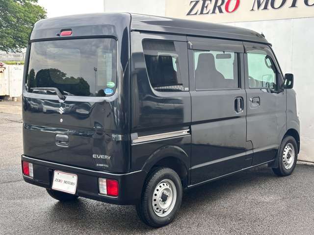 【250台展示台数】各メーカーでの見比べ・同車種での見比べなどなど見比べながら車を選んでみませんか？当店なら可能です！ぜひ見て比べて納得の一台を探します！お車探しの際はお気軽にご相談ください！！