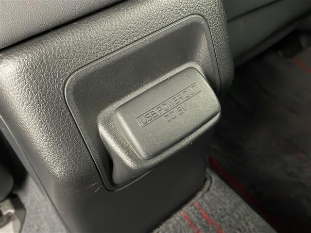 【その他】このクルマ限定で使える装備品が付いています！使い方などはぜひ実際に店舗にお越しいただき、専門スタッフにお尋ねください！