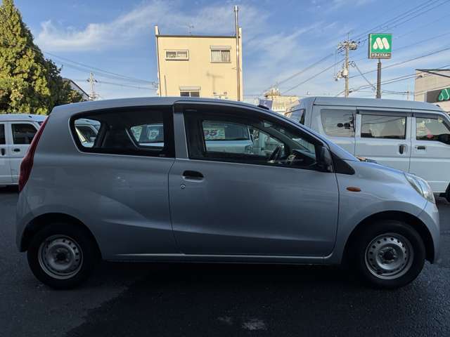 当店では、お客様へ安さと安心の提供を心掛けています！！次も車を買うならJOB　CARSでと言われるようにスタッフ一同頑張ります！ホームページ　http://www.jobcars.jp　TEL　072-852-0300