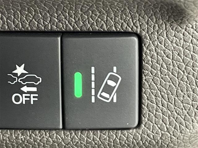 【運転席操作部】快適なドライブを楽しむための機能が装備されています！運転席から触れるので、使いやすいです！除菌プランいれていただくと、さらに清潔で安心していただけます！