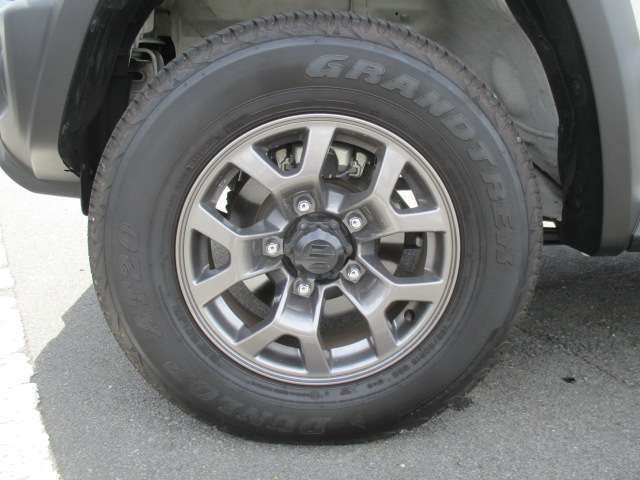 自動車保険各種取り扱っております！お車のサポート関係も充実しております！