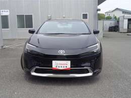 トヨタ認定中古車の3つの安心付きです。1.まるごとクリーニング済み2.車両検査証明書3.ロングラン保証