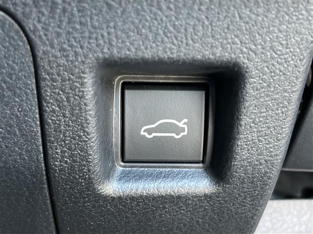 【運転席操作部】快適なドライブを楽しむための機能が装備されています！運転席から触れるので、使いやすいです！除菌プランいれていただくと、さらに清潔で安心していただけます！