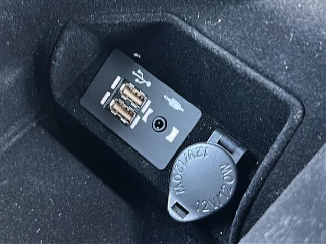 【付属品】このクルマ限定で使える装備品が付いています！使い方などはぜひ実際に店舗にお越しいただき、専門スタッフにお尋ねください！