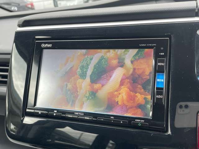 フルセグTV/Bluetoothオーディオ対応！お使いのスマホからお好きな音楽を♪